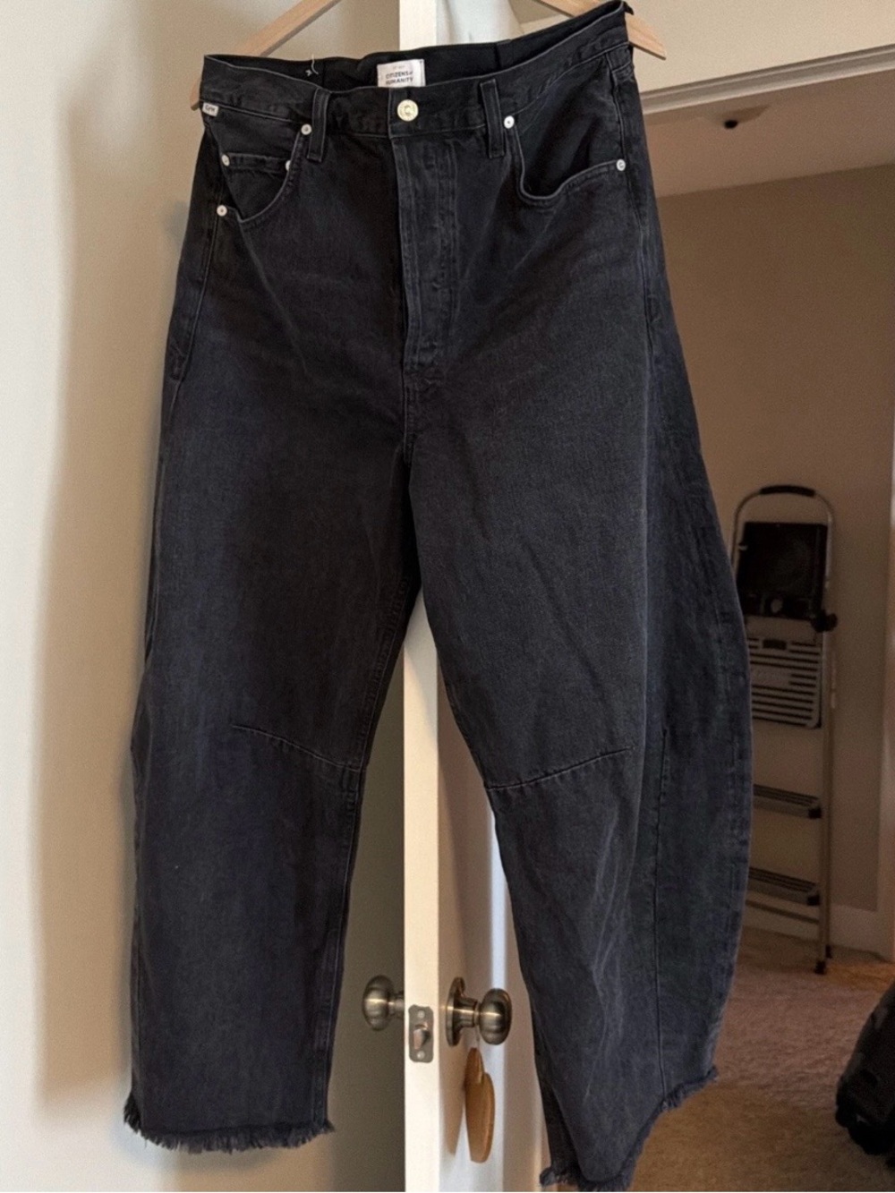 Citizens of Humanity Black Horseshoe Wide Leg Jeans Size 32